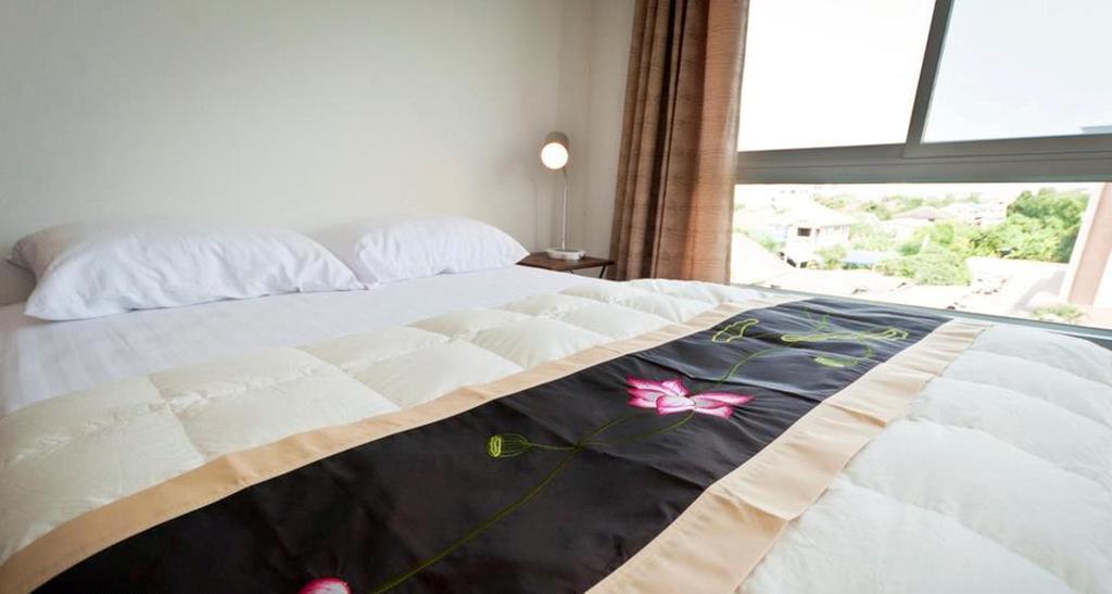 The Meet Green Apartment Bangkok Luaran gambar
