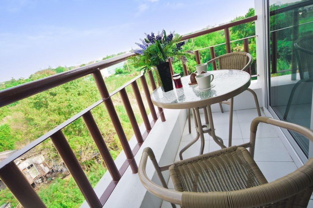 The Meet Green Apartment Bangkok Luaran gambar